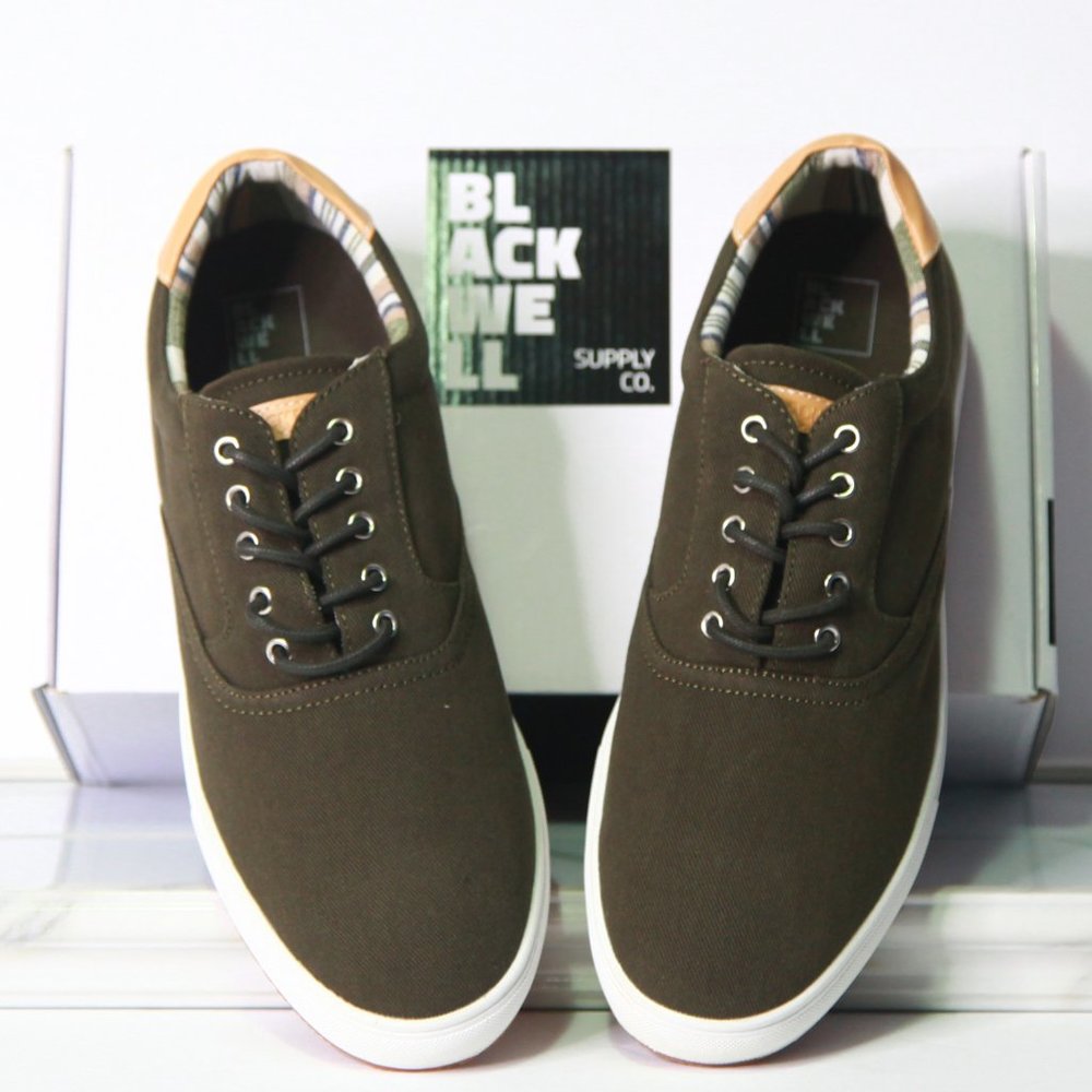 Green Canvas Sneakers Blackwell - Shoes Size 12 - Never Worn